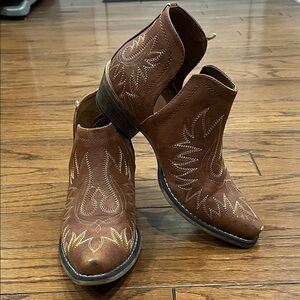 Roper Snip Toe Booties